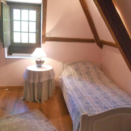 Awesome Home In Campsegret Bagian luar foto