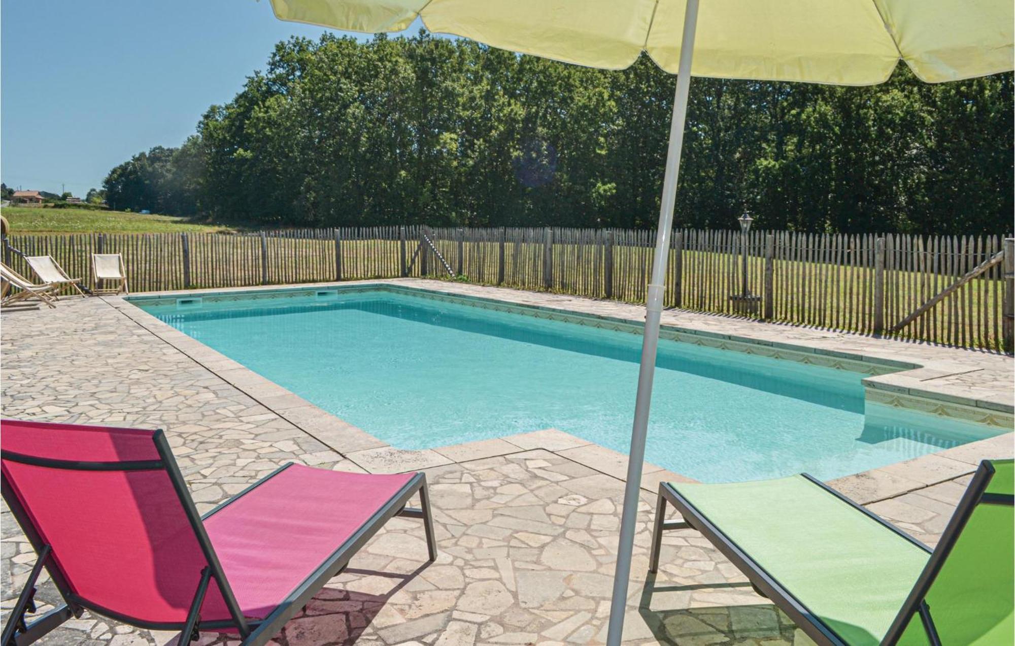 Awesome Home In Campsegret Bagian luar foto
